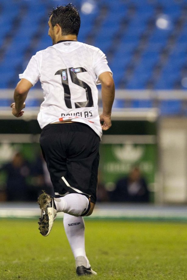 Nos vestiários antes da partida entre Flamengo x Corinthians, realizada esta noite no estádio do Engenhão, jogo válido pela 10ª rodada do Campeonato Brasileiro de 2012