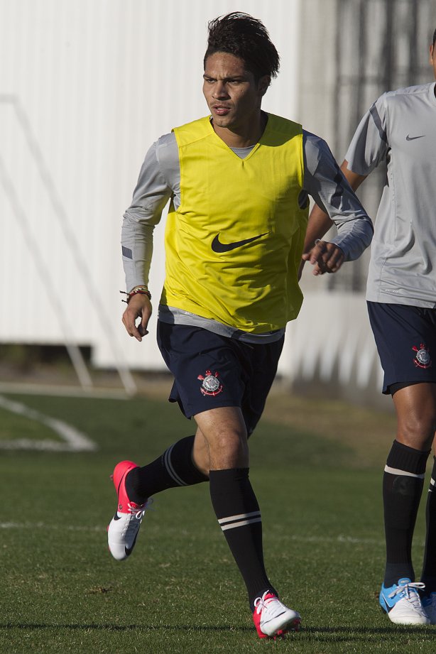 Durante o treino realizado esta tarde no CT Joaquim Grava, localizado no Parque Ecológico do Tiete. O próximo jogo da equipe será amanhã sábado, 21/07, contra a Portuguesa, no Pacaembu, válido pela 10ª rodada do Campeonato Brasileiro de 2012