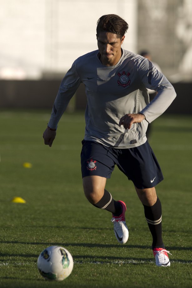 Durante o treino realizado esta tarde no CT Joaquim Grava, localizado no Parque Ecológico do Tiete. O próximo jogo da equipe será amanhã sábado, 21/07, contra a Portuguesa, no Pacaembu, válido pela 10ª rodada do Campeonato Brasileiro de 2012
