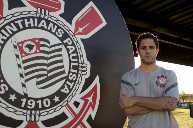 Durante o treino realizado esta tarde no CT Joaquim Grava, localizado no Parque Ecológico do Tiete. O próximo jogo da equipe será amanhã sábado, 21/07, contra a Portuguesa, no Pacaembu, válido pela 10ª rodada do Campeonato Brasileiro de 2012