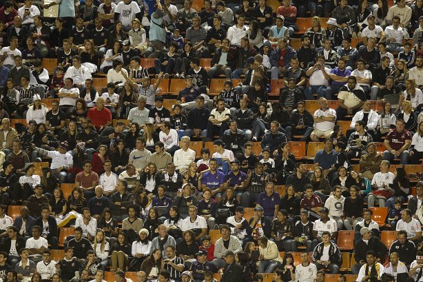 Durante a partida entre Corinthians x Portuguesa, realizada esta noite no estádio do Pacaembu, jogo válido pela11ª rodada do Campeonato Brasileiro de 2012