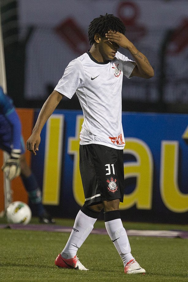 Durante a partida entre Corinthians x Portuguesa, realizada esta noite no estádio do Pacaembu, jogo válido pela11ª rodada do Campeonato Brasileiro de 2012