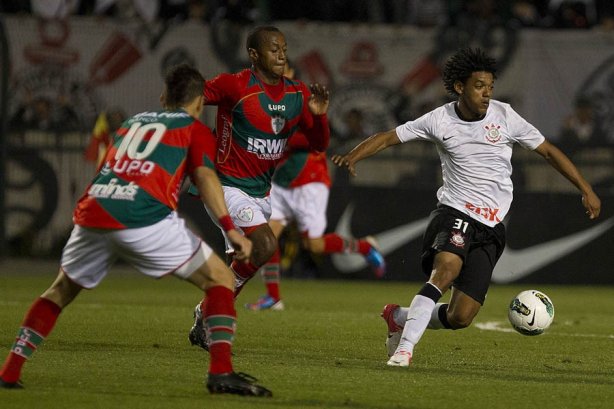 Durante a partida entre Corinthians x Portuguesa, realizada esta noite no estádio do Pacaembu, jogo válido pela11ª rodada do Campeonato Brasileiro de 2012