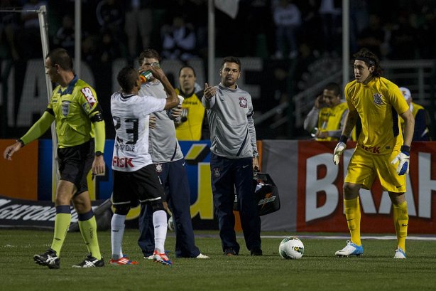 Durante a partida entre Corinthians x Cruzeiro, realizada esta noite no estádio do Pacaembu, jogo válido pela 12ª rodada do Campeonato Brasileiro de 2012