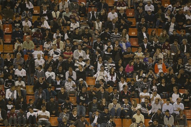 Durante a partida entre Corinthians x Cruzeiro, realizada esta noite no estádio do Pacaembu, jogo válido pela 12ª rodada do Campeonato Brasileiro de 2012