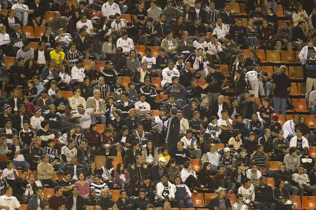 Durante a partida entre Corinthians x Cruzeiro, realizada esta noite no estádio do Pacaembu, jogo válido pela 12ª rodada do Campeonato Brasileiro de 2012