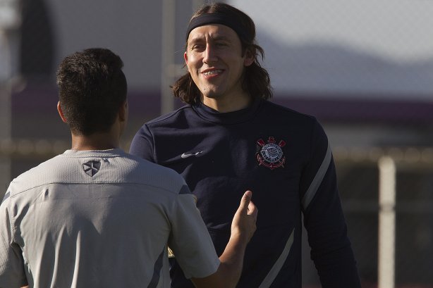 Durante o treino realizado esta tarde no CT Joaquim Grava, localizado no Parque Ecológico do Tiete. O próximo jogo da equipe será domingo, 25/08, contra o São Paulo, no Pacaembu, válido pela 19ª rodada do Campeonato Brasileiro de 2012