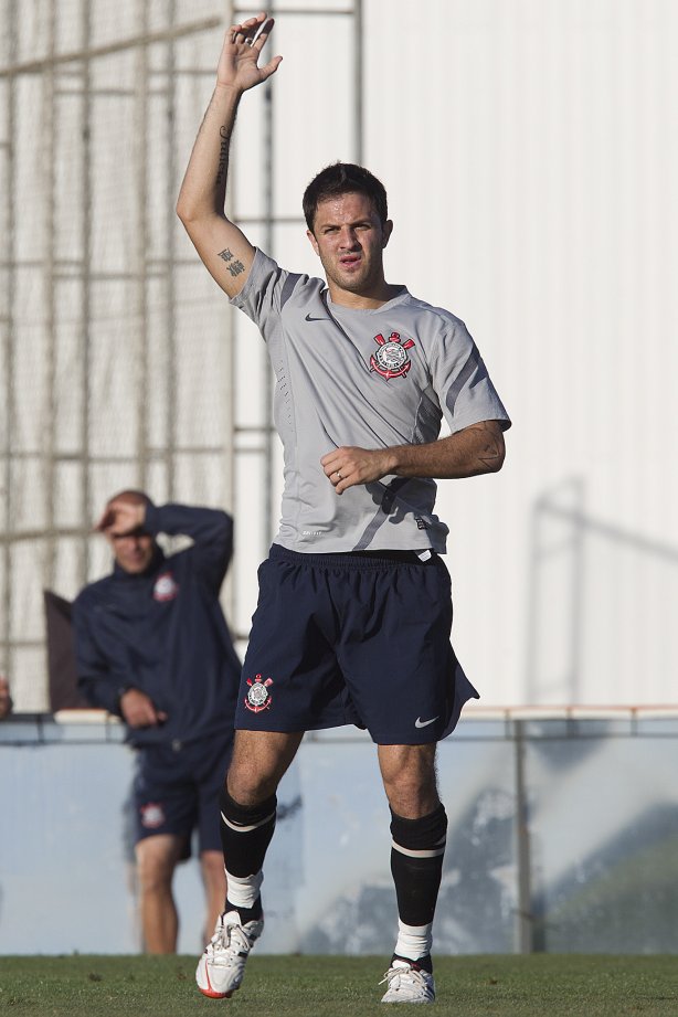 Durante o treino realizado esta tarde no CT Joaquim Grava, localizado no Parque Ecológico do Tiete. O próximo jogo da equipe será domingo, 25/08, contra o São Paulo, no Pacaembu, válido pela 19ª rodada do Campeonato Brasileiro de 2012
