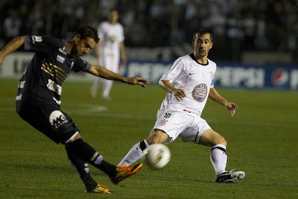 Durante a partida entre Figueirense/SC x Corinthians, realizada esta noitee no estádio Orlando Scarpelli, jogo válido pela 22ª rodada do Campeonato Brasileiro de 2012