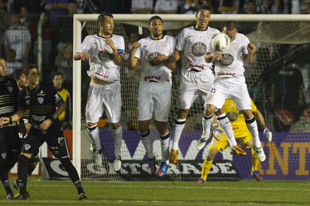 Durante a partida entre Figueirense/SC x Corinthians, realizada esta noitee no estádio Orlando Scarpelli, jogo válido pela 22ª rodada do Campeonato Brasileiro de 2012