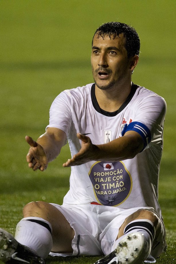 Durante a partida entre Figueirense/SC x Corinthians, realizada esta noitee no estádio Orlando Scarpelli, jogo válido pela 22ª rodada do Campeonato Brasileiro de 2012
