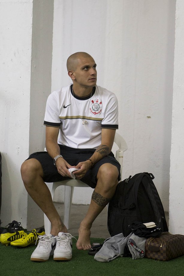Nos vestiários antes da partida entre Nautico/PE x Corinthians, realizada esta tarde no estádio dos Aflitos, em Recife, jogo válido pela 28ª rodada do Campeonato Brasileiro de 2012