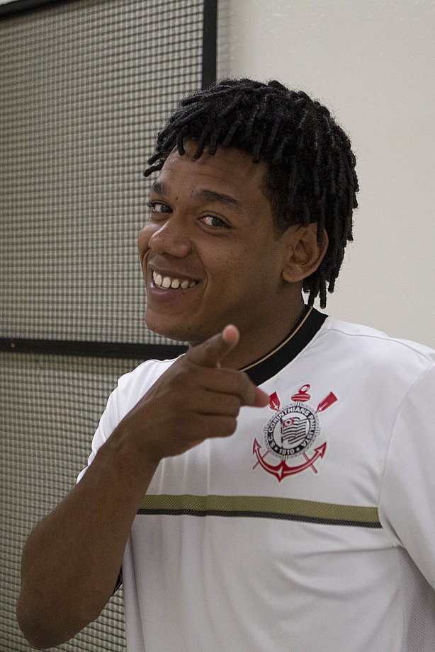 Nos vestiários antes da partida entre Corinthians x Flamengo, realizada esta noite no estádio do Pacaembu, jogo válido pela 29ª rodada do Campeonato Brasileiro de 2012