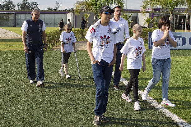 Durante o treino realizado esta tarde no CT Joaquim Grava, localizado no Parque Ecológico do Tiete. O próximo jogo da equipe será sábado, dia 10/11, contra o Coritiba, no estádio do Pacaembu, válido pela 35ª rodada do Campeonato Brasileiro de 2012