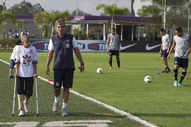 Durante o treino realizado esta tarde no CT Joaquim Grava, localizado no Parque Ecológico do Tiete. O próximo jogo da equipe será sábado, dia 10/11, contra o Coritiba, no estádio do Pacaembu, válido pela 35ª rodada do Campeonato Brasileiro de 2012