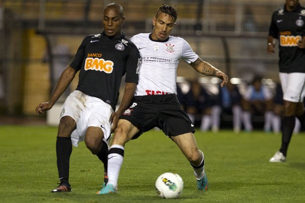 Durante a partida entre Corinthians x Coritiba, realizada esta noite no estádio do Pacaembu, jogo válido pela 35ª rodada do Campeonato Brasileiro de 2012