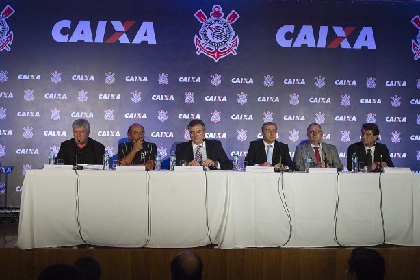Durante evento no Museu do Futebol, no Pacaembu, o Corinthians anunciou seu novo patrocinador master, a Caixa Economica Federal; São Paulo / SP - Brasil - 20/11/2012