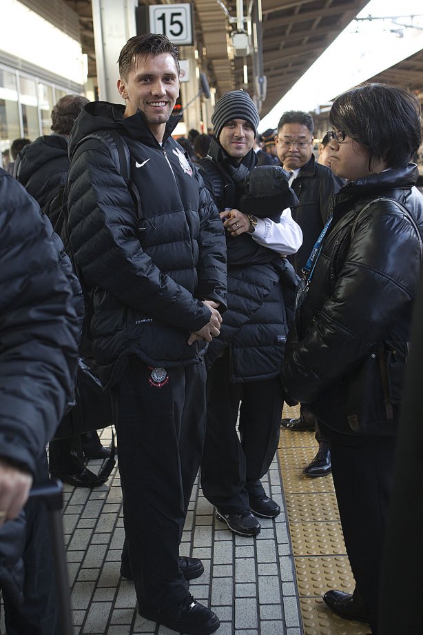 Durante a viagem de Nagoia para Yokohama, onde no dia 16/12, domingo, o time do Corinthians/Brasil joga contra o Chelsea/Inglaterra, pelo titulo de Campeão Mundial Interclubes 2012 organizado pela FIFA, em Yokohama