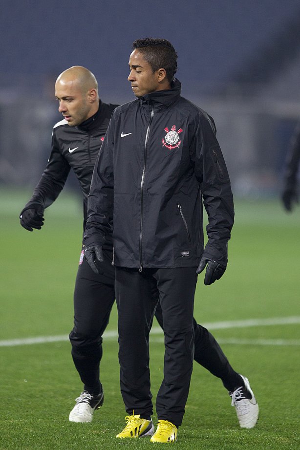 Durante o treino do Corinthians esta noite no Yokohama Stadium, na cidade de Yokohama/Japao; o time se prepara para o jogo contra o Chelsea/Inglaterra, amanhã, dia 16/12, domingo, na disputa do titulo de Campeão Mundial Interclubes 2012 organizado pela FIFA - Yokohama/Japan