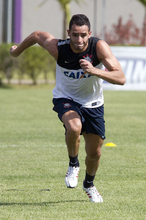 Durante o treino realizado esta manhã no CT Joaquim Grava, localizado no Parque Ecológico do Tiete. O próximo jogo da equipe será domingo, dia 20/01, contra o Paulista de Jundiaí, no estádio Jaime Cintra , em Jundiaí, válido pela 1ª rodada do Campeonato Paulista de 2013