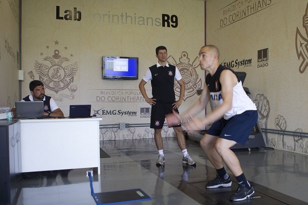 Durante o treino realizado esta manhã no CT Joaquim Grava, localizado no Parque Ecológico do Tiete. O próximo jogo da equipe será domingo, dia 20/01, contra o Paulista de Jundiaí, no estádio Jaime Cintra , em Jundiaí, válido pela 1ª rodada do Campeonato Paulista de 2013