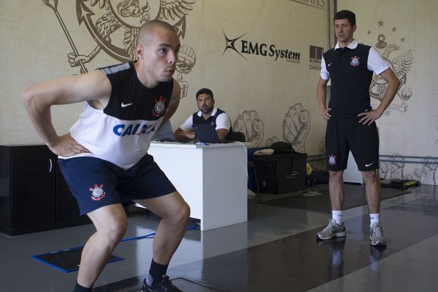 Durante o treino realizado esta manhã no CT Joaquim Grava, localizado no Parque Ecológico do Tiete. O próximo jogo da equipe será domingo, dia 20/01, contra o Paulista de Jundiaí, no estádio Jaime Cintra , em Jundiaí, válido pela 1ª rodada do Campeonato Paulista de 2013