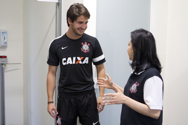 O atacante Alexandre Pato continua seus exames esta tarde no CT Joaquim Grava, localizado no Parque Ecológico do Tiete. O próximo jogo da equipe será domingo, dia 20/01, contra o Paulista de Jundiaí, no estádio Jaime Cintra , em Jundiaí, válido pela 1ª rodada do Campeonato Paulista de 2013