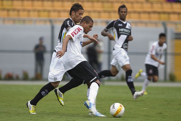 Durante a partida entre Corinthians x Ponte Preta/Campinas realizada esta tarde no estádio do Pacaembu, jogo válido pela 1ª rodada do Campeonato Paulista de 2013