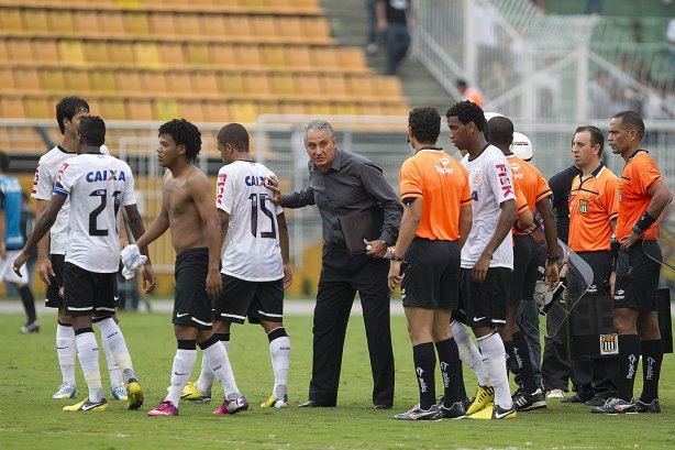 Durante a partida entre Corinthians x Ponte Preta/Campinas realizada esta tarde no estádio do Pacaembu, jogo válido pela 1ª rodada do Campeonato Paulista de 2013