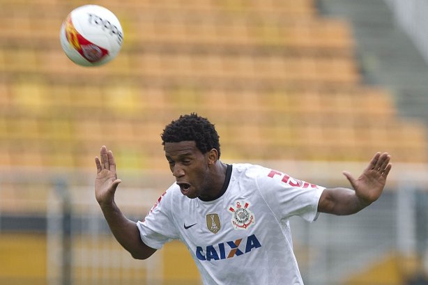 Durante a partida entre Corinthians x Ponte Preta/Campinas realizada esta tarde no estádio do Pacaembu, jogo válido pela 1ª rodada do Campeonato Paulista de 2013
