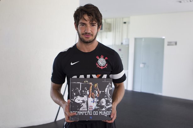 Durante o treino realizado desta tarde no CT Joaquim Grava, localizado no Parque Ecológico do Tiete. O próximo jogo da equipe será domingo, dia 27/01, contra o Mirassol, no estádio José Maia, válido pela 3ª rodada do Campeonato Paulista de 2013