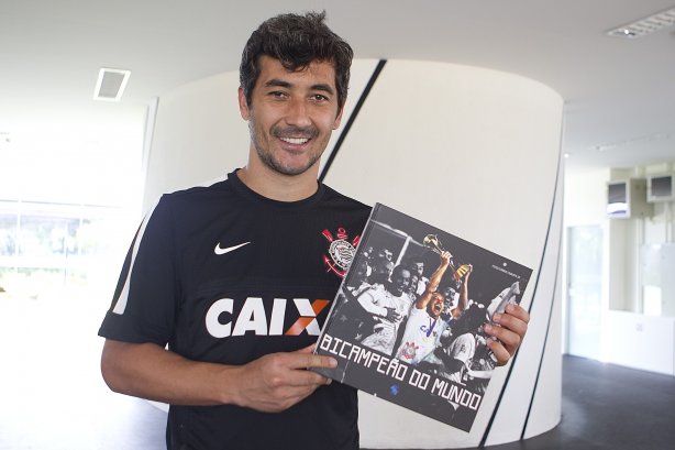 Durante o treino realizado desta tarde no CT Joaquim Grava, localizado no Parque Ecológico do Tiete. O próximo jogo da equipe será domingo, dia 27/01, contra o Mirassol, no estádio José Maia, válido pela 3ª rodada do Campeonato Paulista de 2013