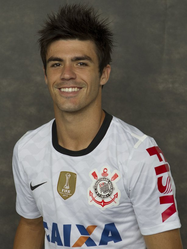 Durante o treino realizado esta manhã no CT Joaquim Grava, localizado no Parque Ecológico do Tiete. O próximo jogo da equipe será quarta-feira, dia 23/01, contra a Ponte Preta, de Campinas, no estádio do Pacaembu, válido pela 1ª rodada do Campeonato Paulista de 2013