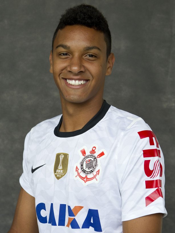 Durante o treino realizado esta manhã no CT Joaquim Grava, localizado no Parque Ecológico do Tiete. O próximo jogo da equipe será quarta-feira, dia 23/01, contra a Ponte Preta, de Campinas, no estádio do Pacaembu, válido pela 1ª rodada do Campeonato Paulista de 2013