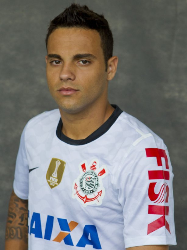 Durante o treino realizado esta manhã no CT Joaquim Grava, localizado no Parque Ecológico do Tiete. O próximo jogo da equipe será quarta-feira, dia 23/01, contra a Ponte Preta, de Campinas, no estádio do Pacaembu, válido pela 1ª rodada do Campeonato Paulista de 2013