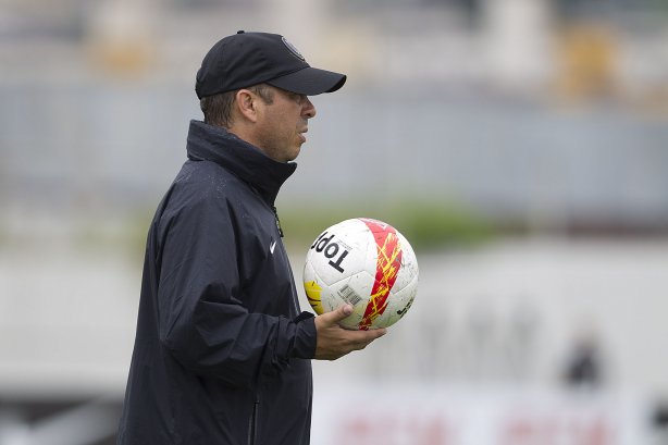 Durante o treino desta manhã no CT Joaquim Grava, no Parque Ecológico do Tiete. O próximo jogo da equipe será amanhã, domingo, dia 27/01, contra o Mirassol, no estádio José Maia, válido pela 3ª rodada do Campeonato Paulista de 2013