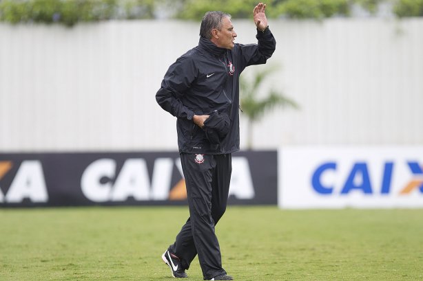 Durante o treino desta manhã no CT Joaquim Grava, no Parque Ecológico do Tiete. O próximo jogo da equipe será amanhã, domingo, dia 27/01, contra o Mirassol, no estádio José Maia, válido pela 3ª rodada do Campeonato Paulista de 2013