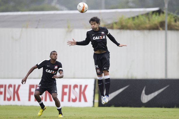 Durante o treino desta manhã no CT Joaquim Grava, no Parque Ecológico do Tiete. O próximo jogo da equipe será amanhã, domingo, dia 27/01, contra o Mirassol, no estádio José Maia, válido pela 3ª rodada do Campeonato Paulista de 2013