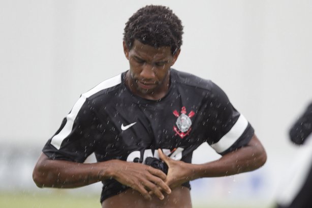 Durante o treino desta manhã no CT Joaquim Grava, no Parque Ecológico do Tiete. O próximo jogo da equipe será amanhã, domingo, dia 27/01, contra o Mirassol, no estádio José Maia, válido pela 3ª rodada do Campeonato Paulista de 2013
