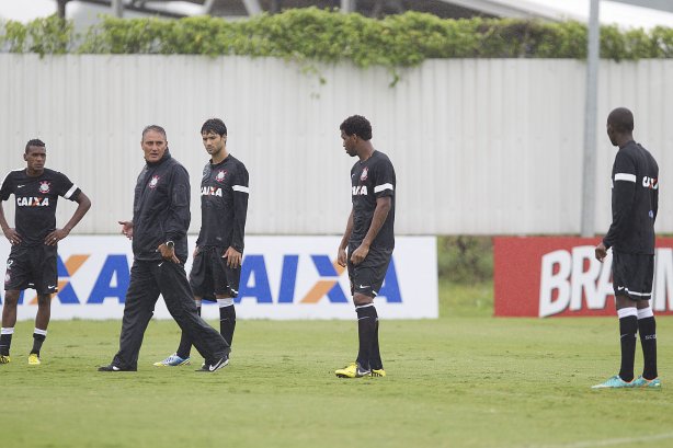 Durante o treino desta manhã no CT Joaquim Grava, no Parque Ecológico do Tiete. O próximo jogo da equipe será amanhã, domingo, dia 27/01, contra o Mirassol, no estádio José Maia, válido pela 3ª rodada do Campeonato Paulista de 2013