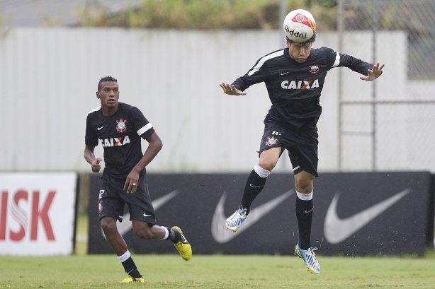 Durante o treino desta manhã no CT Joaquim Grava, no Parque Ecológico do Tiete. O próximo jogo da equipe será amanhã, domingo, dia 27/01, contra o Mirassol, no estádio José Maia, válido pela 3ª rodada do Campeonato Paulista de 2013