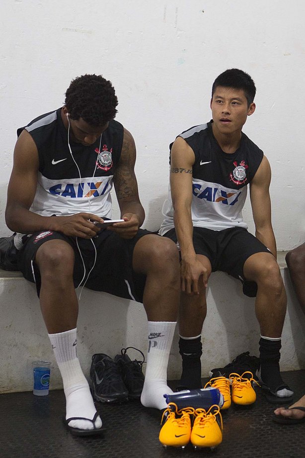 Nos vestiários antes da partida entre Mirassol x Corinthians realizada esta tarde no estádio José Maia, jogo válido pela 3ª rodada do Campeonato Paulista de 2013