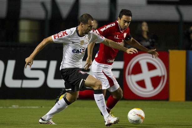 Durante a partida entre Corinthians x Mogi Mirim realizada esta noite no estádio do Pacaembu, jogo válido pela 4ª rodada do Campeonato Paulista de 2013