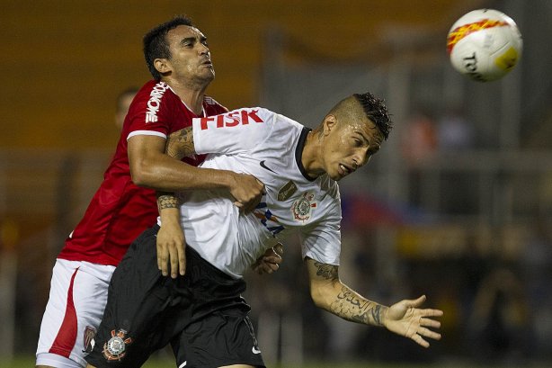 Durante a partida entre Corinthians x Mogi Mirim realizada esta noite no estádio do Pacaembu, jogo válido pela 4ª rodada do Campeonato Paulista de 2013
