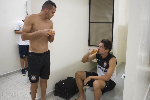 Nos vestiários antes da partida entre Corinthians x Mogi Mirim realizada esta noite no estádio do Pacaembu, jogo válido pela 4ª rodada do Campeonato Paulista de 2013