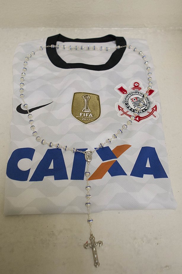 Nos vestiários antes da partida entre Corinthians x Mogi Mirim realizada esta noite no estádio do Pacaembu, jogo válido pela 4ª rodada do Campeonato Paulista de 2013