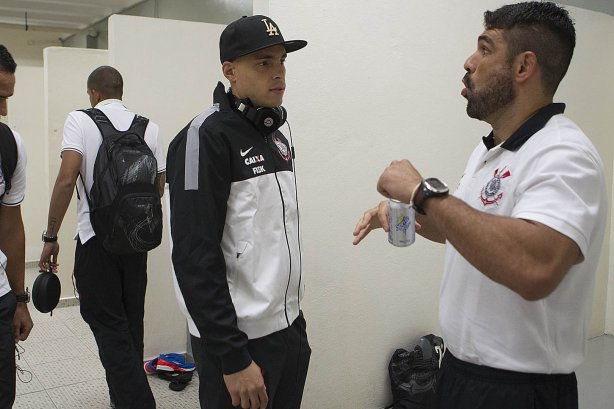 Nos vestiários antes da partida entre Corinthians x Mogi Mirim realizada esta noite no estádio do Pacaembu, jogo válido pela 4ª rodada do Campeonato Paulista de 2013