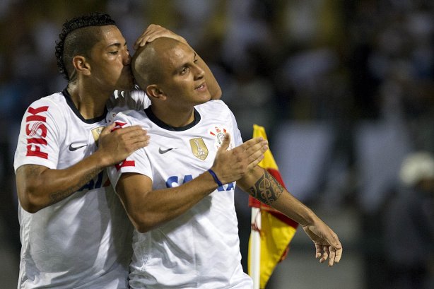 Durante a partida entre Corinthians x Mogi Mirim realizada esta noite no estádio do Pacaembu, jogo válido pela 4ª rodada do Campeonato Paulista de 2013