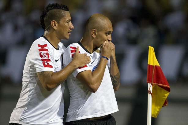 Durante a partida entre Corinthians x Mogi Mirim realizada esta noite no estádio do Pacaembu, jogo válido pela 4ª rodada do Campeonato Paulista de 2013