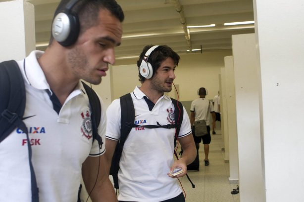 Nos vestiários antes da partida entre Corinthians x Oeste, de Itápolis realizada esta tarde no estádio do Pacaembu, jogo válido pela 5ª rodada do Campeonato Paulista de 2013